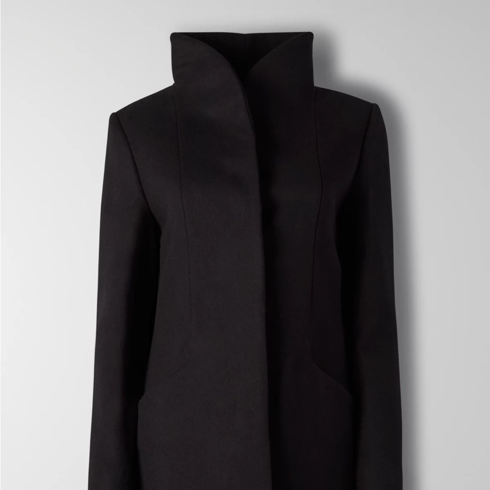 Aritzia Wilfred The Cocoon Coat — Wool and Cashmere